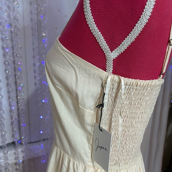 Cream Spring Dress - Picture 9 of 9